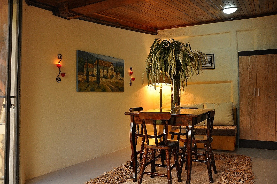 https://mountainlodgechetica.com/wp-content/uploads/2019/06/sevilla-4.jpg