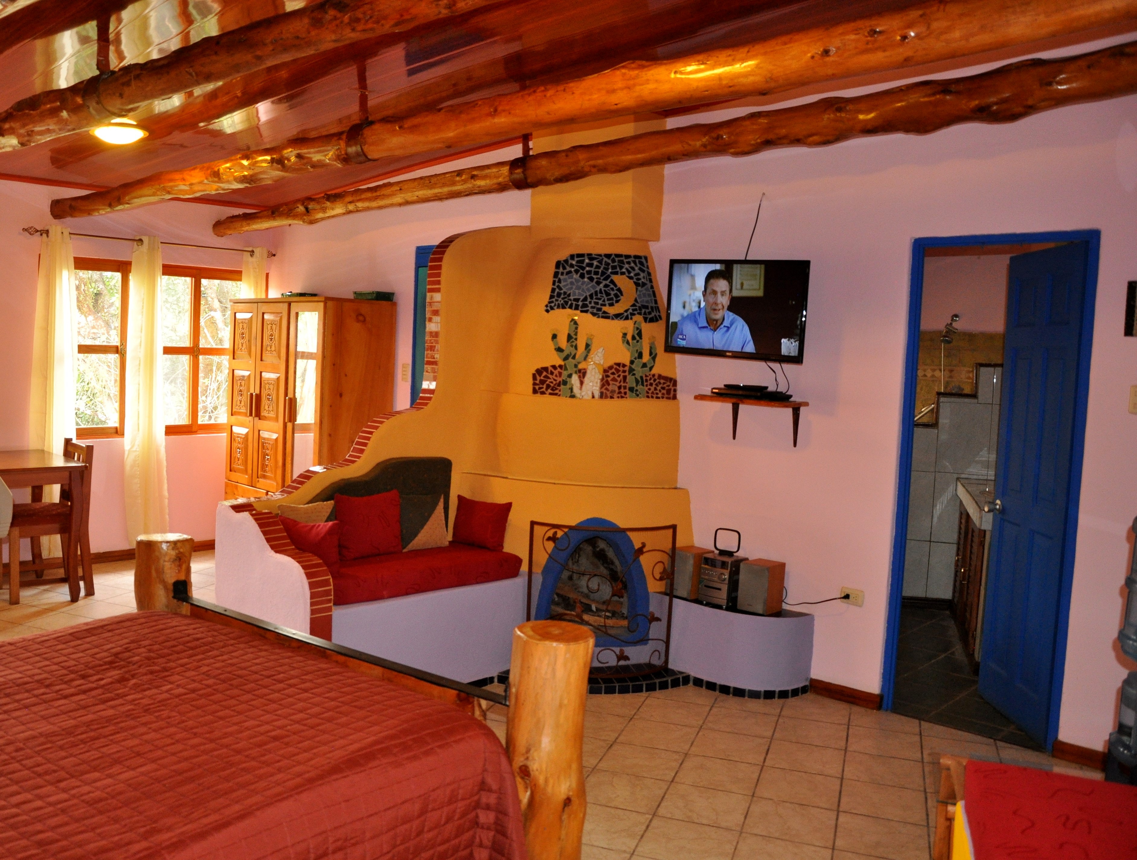 https://mountainlodgechetica.com/wp-content/uploads/2019/06/taos-1.jpg